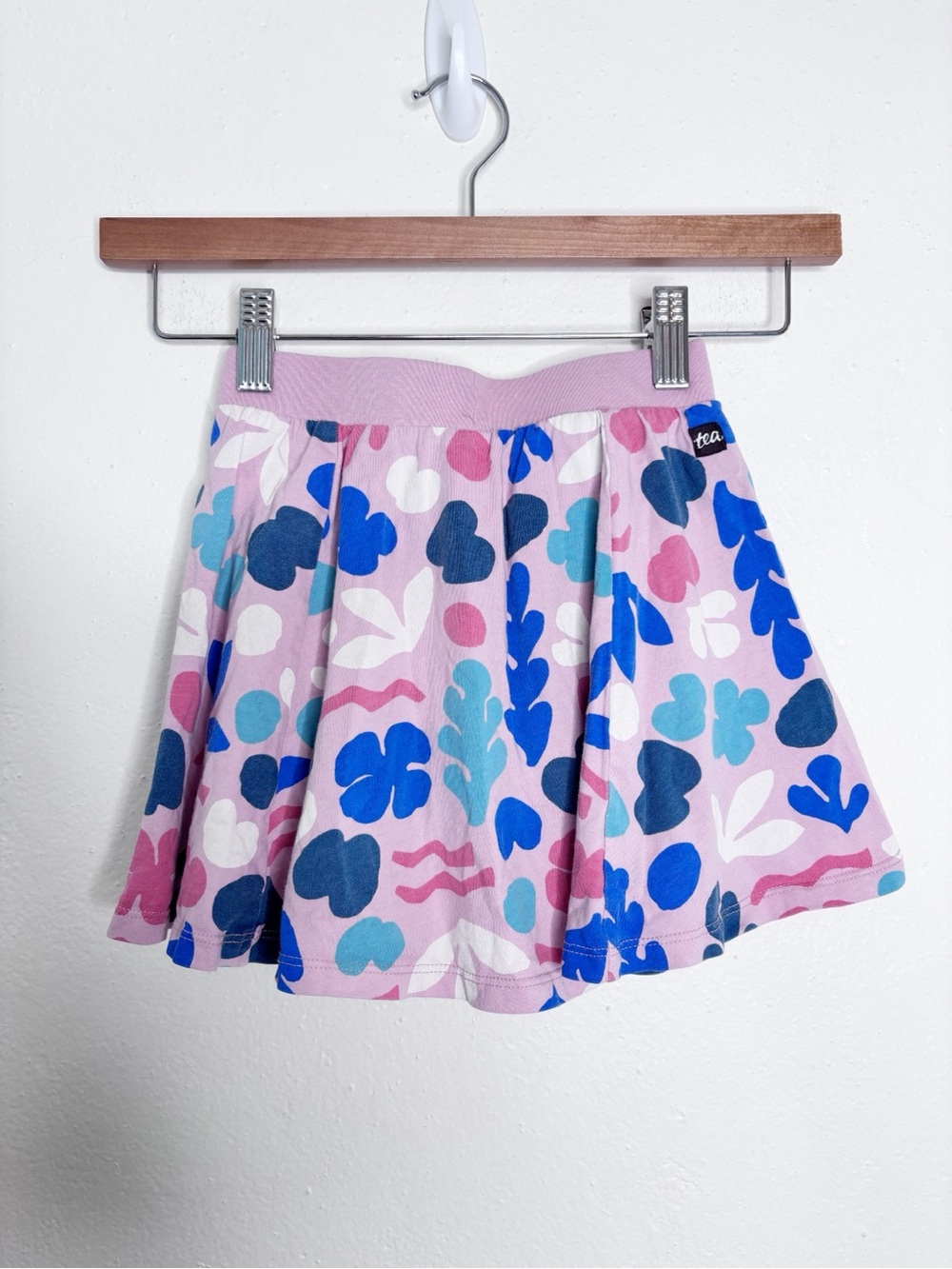 Tea Collection Pink Botanical Print Skirt with Shorts Size 4 EUC